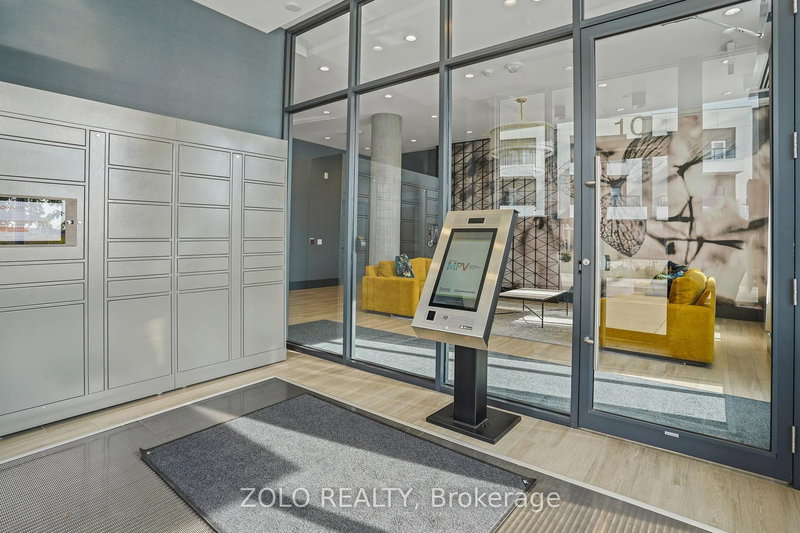 512 - 10 Lagerfeld Dr, Brampton, L7A 0H8 | Image 3