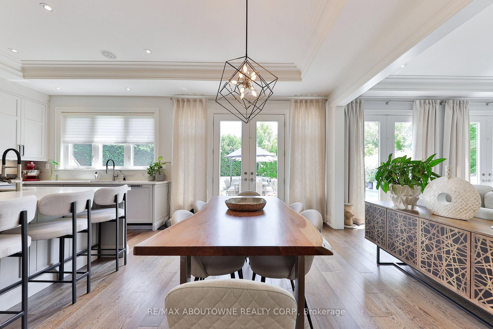 Detached House for sale at 408 Saville Crescent, Oakville, Ontario, L6L 3T8 - West - MLS: W12818700