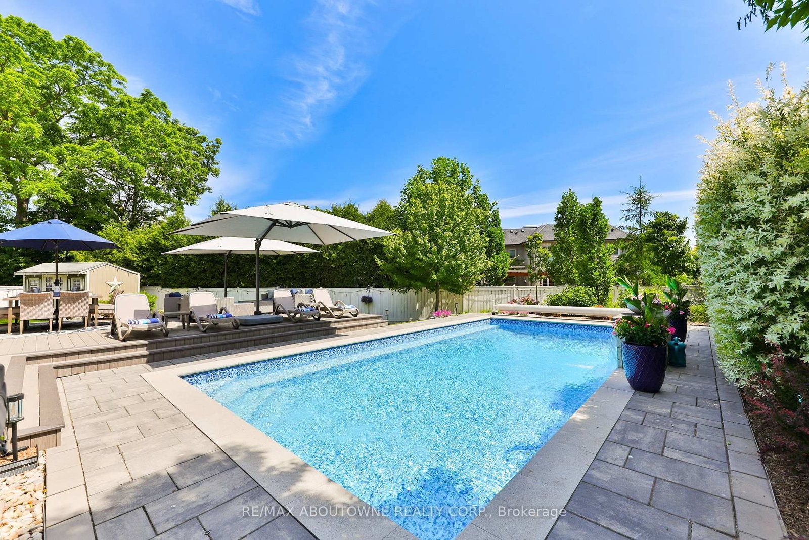 Detached House for sale at 408 Saville Crescent, Oakville, Ontario, L6L 3T8 - West - MLS: W12818700