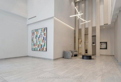 404-86 Dundas Street East, Mississauga, Ontario image-0-1