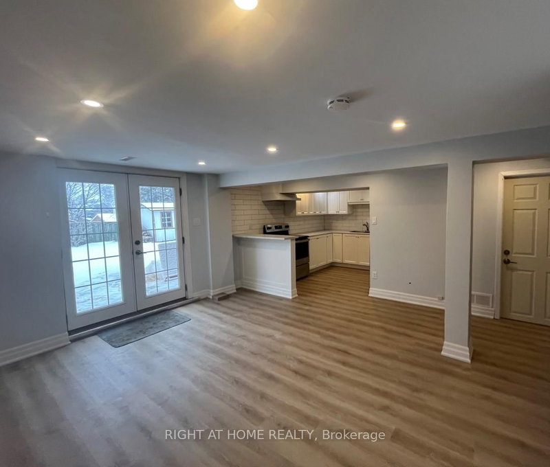 4203 Wheelwright Cres, Mississauga, L5L 2X4 | Image 2