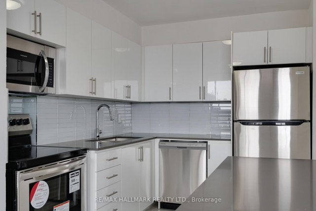 616 - 10 Garfella Drive S