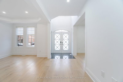 17 Wonder Way, Brampton, Ontario image-0-1