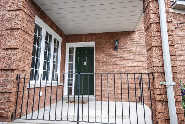 5468 Palmerston Crescent