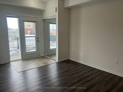 134-250 Sunny Meadow Boulevard, Brampton, Ontario image-0-2