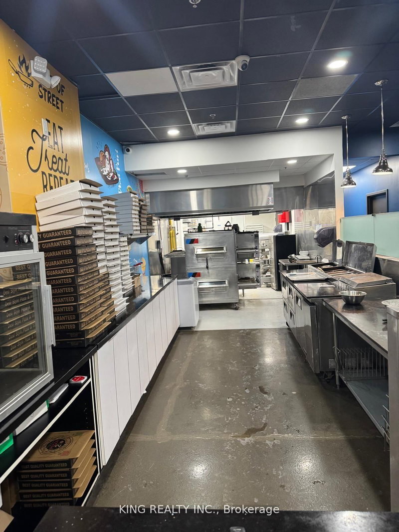 1 - 50 Sky Harbour Dr, Brampton, L6Y 6B8 | Image 3