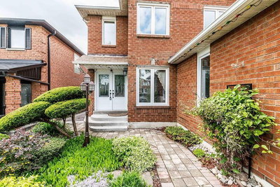 4674 Pemmican Trail, Mississauga, Ontario image-0-4