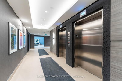 110-460 Gordon Krantz Avenue, Milton, Ontario image-0-3