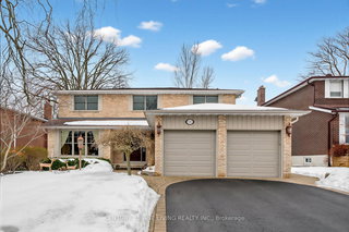 1062 Saginaw Crescent