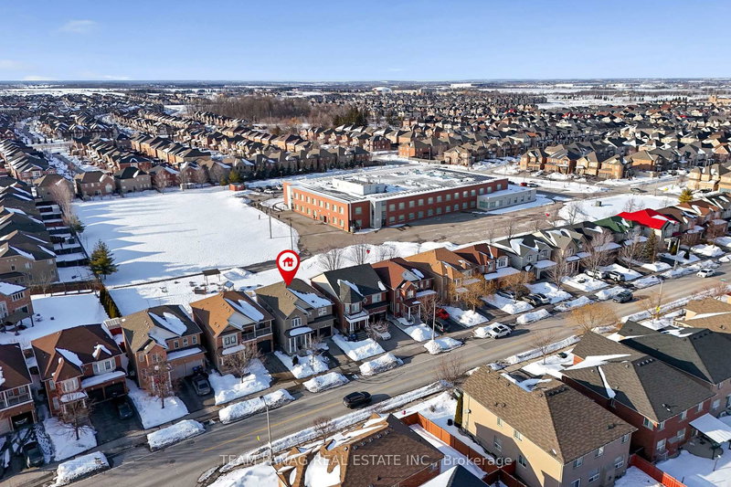 470 Father Tobin Rd, Brampton, L6R 0S6 | Image 2