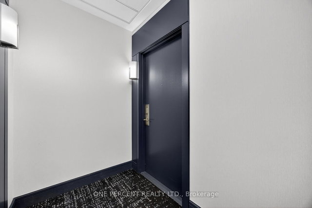 Ph11 - 55 De Boers Drive