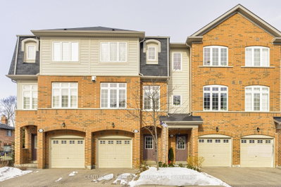 Townhouse leased at 2-1117 Haig Boulevard, Mississauga, Ontario, L5E 2M6 - Lakeview - MLS: W12820292