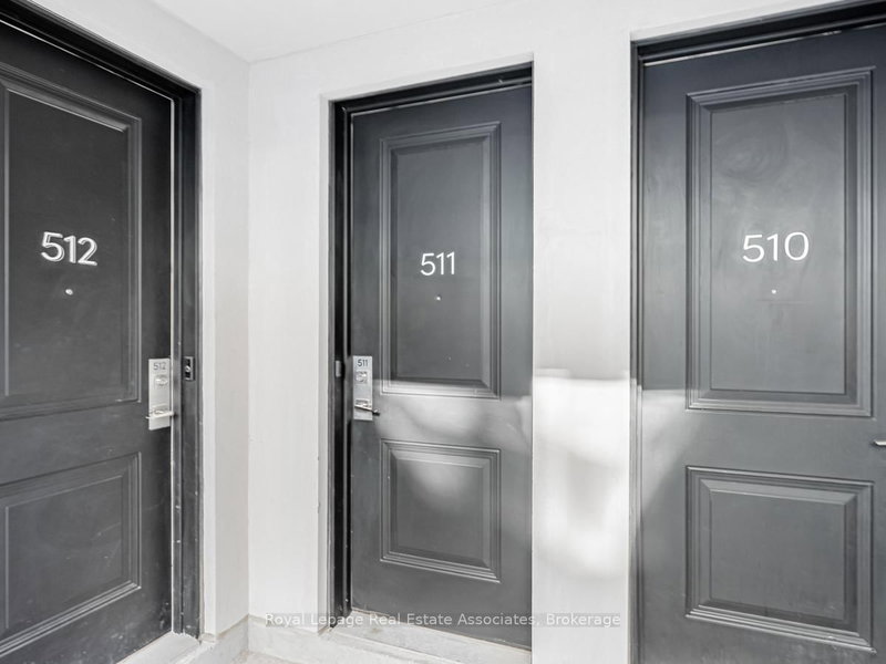 511 - 657 Cricklewood Dr, Mississauga, L5G 0B8 | Image 2