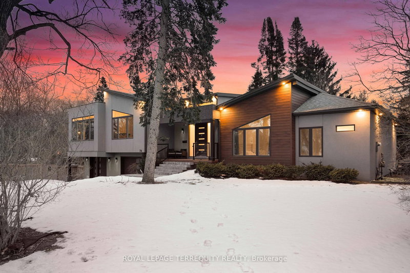 716 North Shore Blvd E, Burlington, L7T 1X6 | Image 3