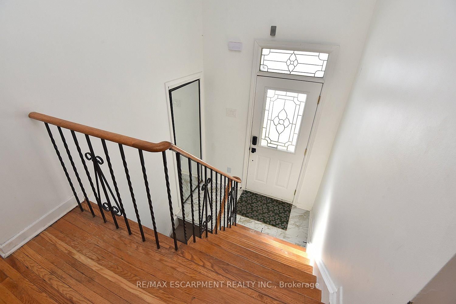 Detached House for sale at 409 Tennyson Drive, Oakville, Ontario, L6L 3Z2 - West - MLS: W12820708