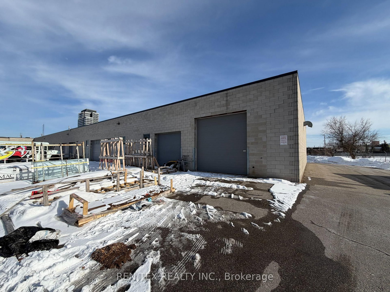 501 Main Street E - Photo 11