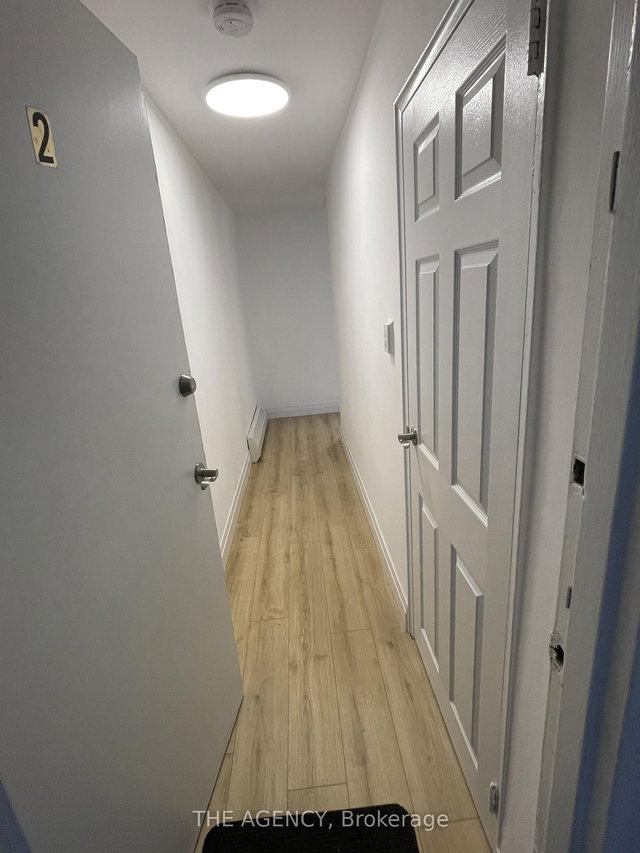 2 - 2940 Dundas Street W