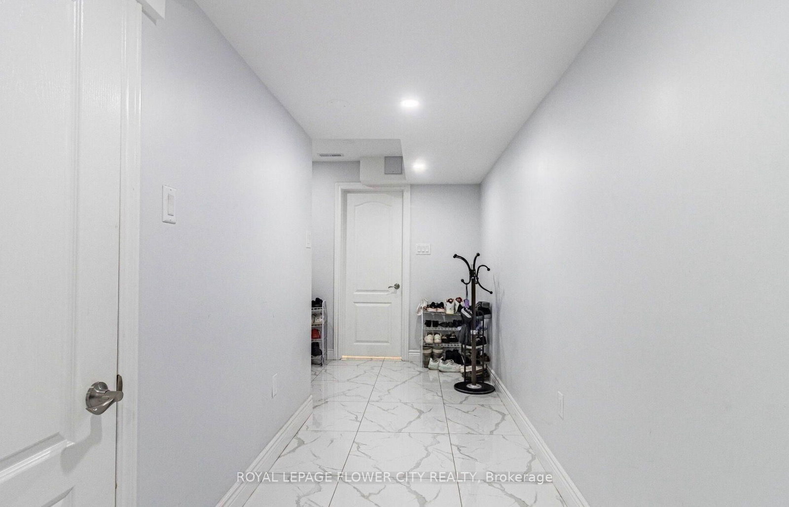 Detached House for sale at 24 Mellowood Avenue, Brampton, Ontario, L6P 2P2 - Bram East - MLS: W12820864