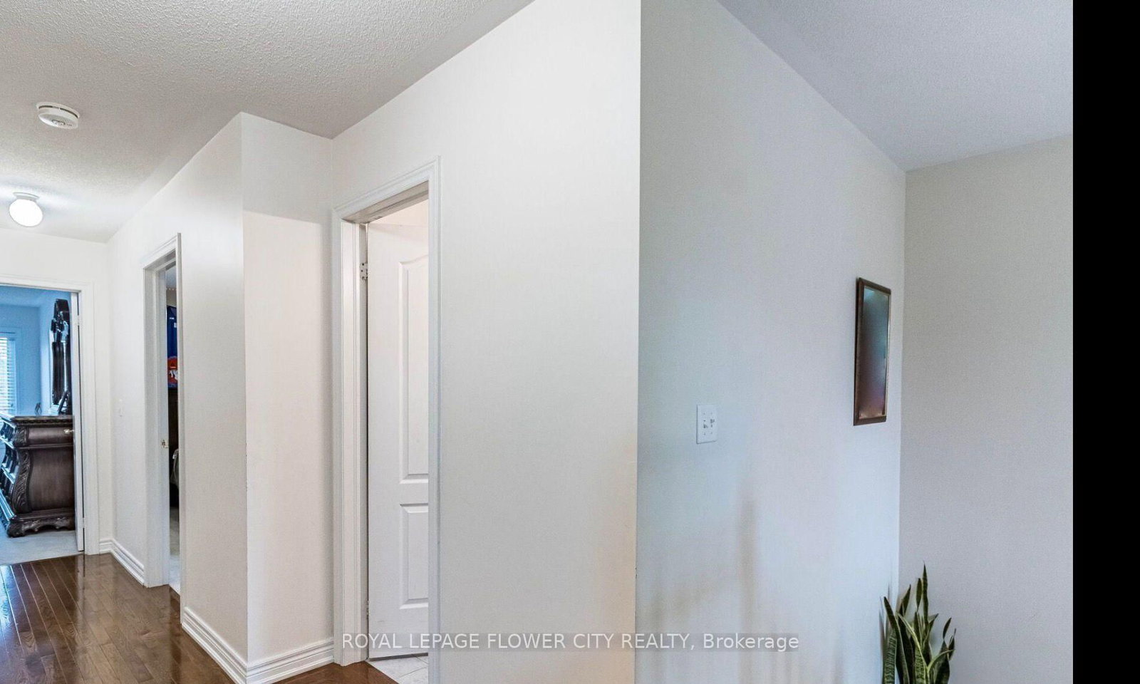 Detached House for sale at 24 Mellowood Avenue, Brampton, Ontario, L6P 2P2 - Bram East - MLS: W12820864