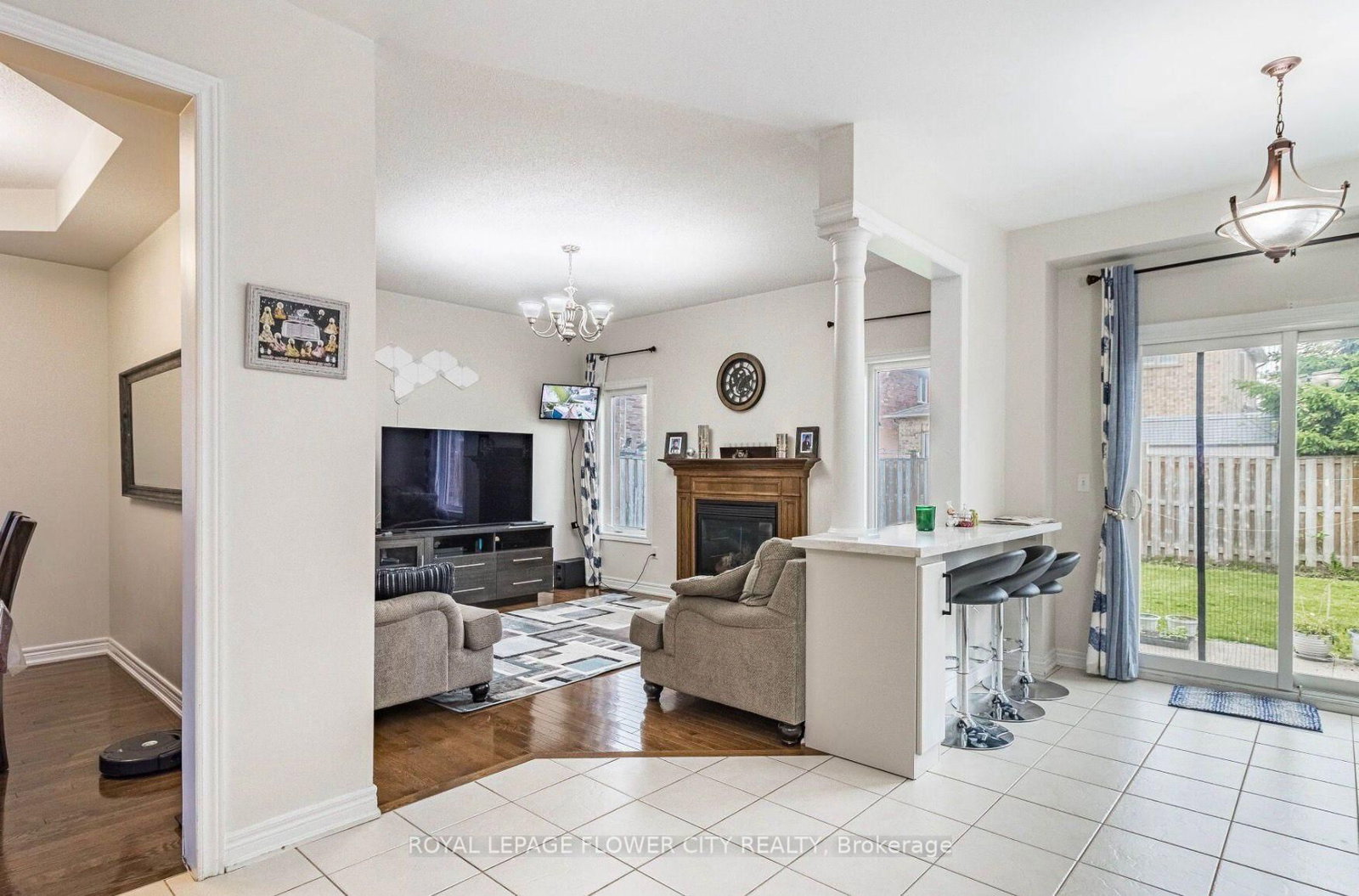 Detached House for sale at 24 Mellowood Avenue, Brampton, Ontario, L6P 2P2 - Bram East - MLS: W12820864