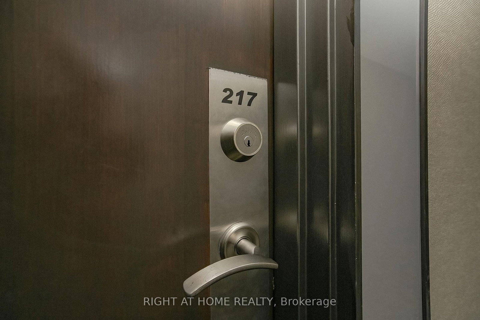 2119 Lake Shore Boulevard W, Unit 217 - Photo 11