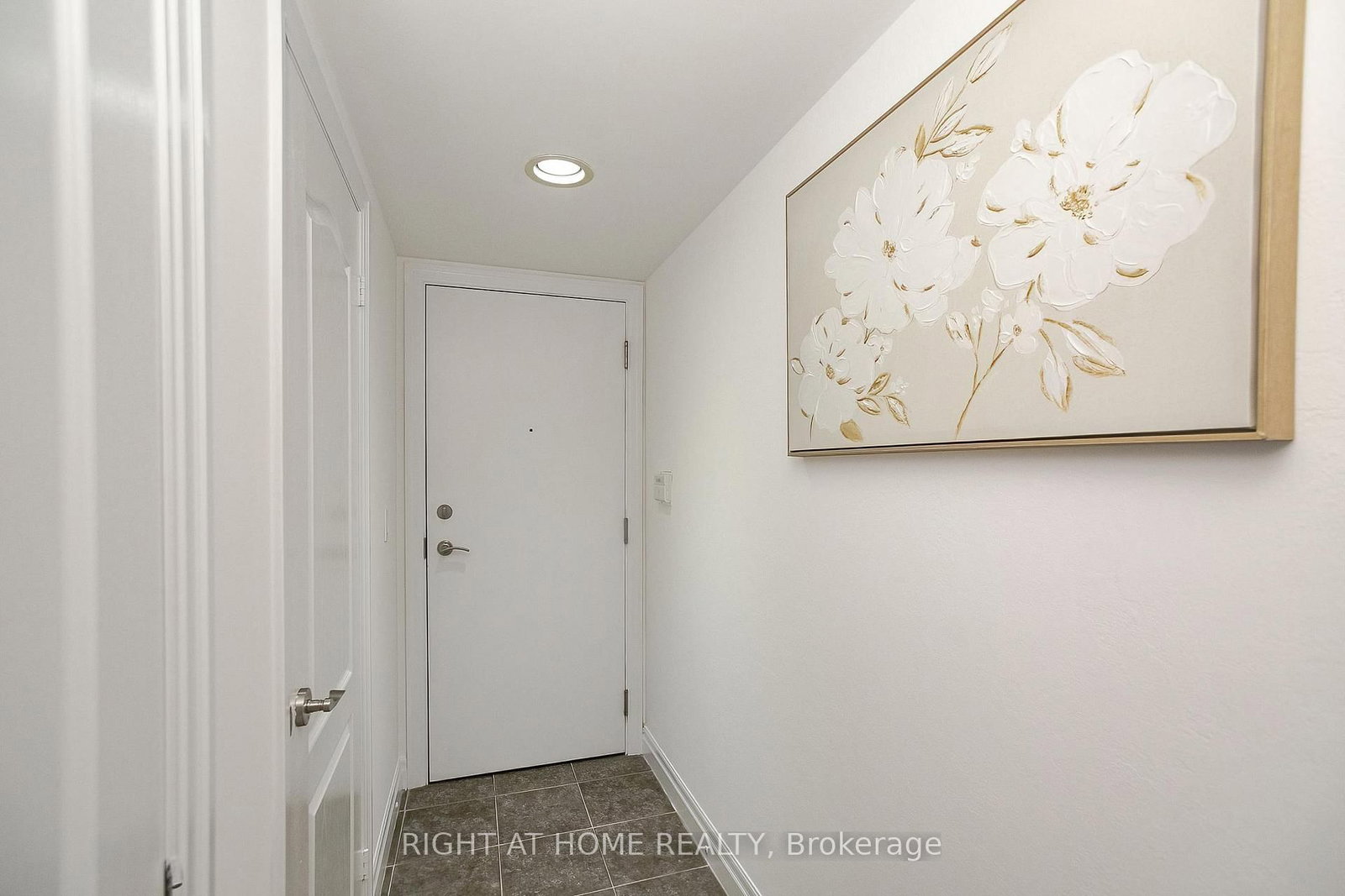 2119 Lake Shore Boulevard W, Unit 217 - Photo 12