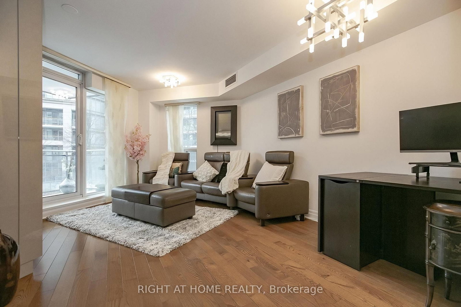 2119 Lake Shore Boulevard W, Unit 217 - Photo 15