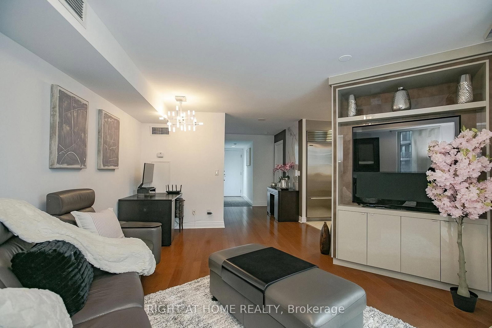 2119 Lake Shore Boulevard W, Unit 217 - Photo 17