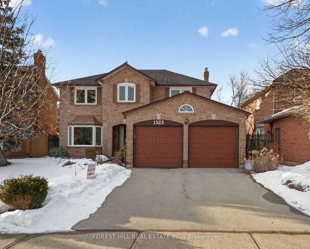 1523 Stoneybrook Trail