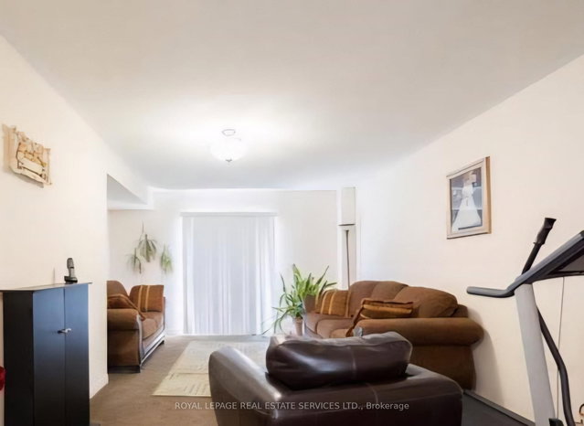 439 Aspendale Crescent