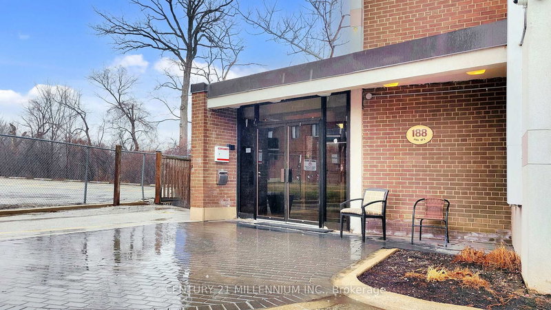 204 - 188 Mill St S, Brampton, L6Y 1T8 | Image 2