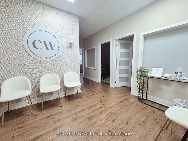 213 - 3485 Rebecca St, Oakville, L6L 6X9 | Image 3