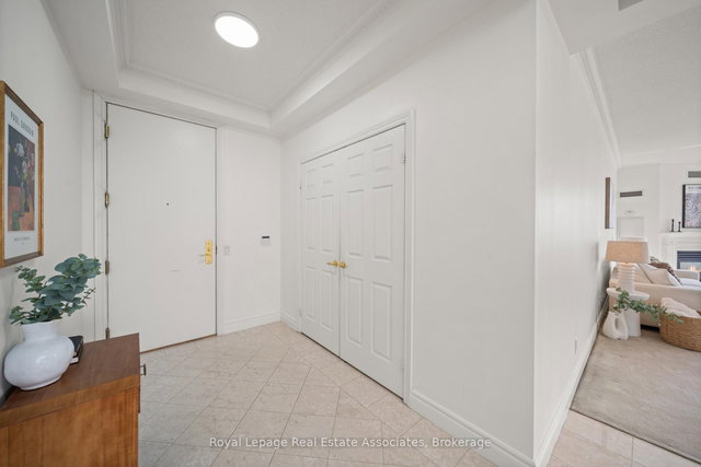 3110 - 25 Kingsbridge Garden Circle