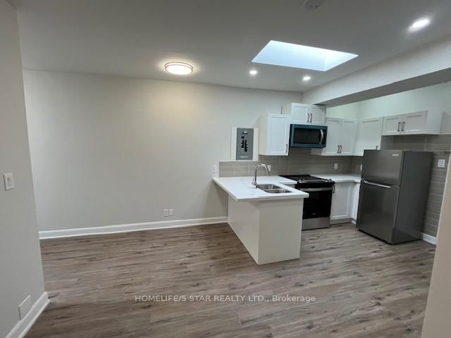 3003 Lake Shore Boulevard W, Unit 3 - Photo 7