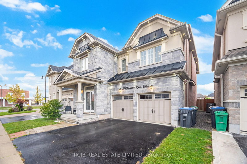 27 Blackstone River Dr, Brampton, L6R 3V5 | Image 3