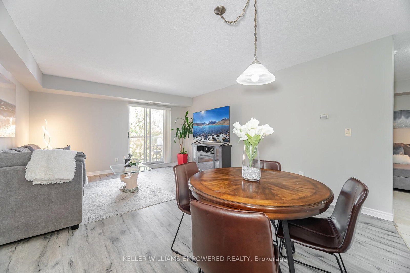 Condo for sale at 410-2088 Lawrence Avenue, Toronto, Ontario, M9N 3Z9 - Weston - MLS: W12823712
