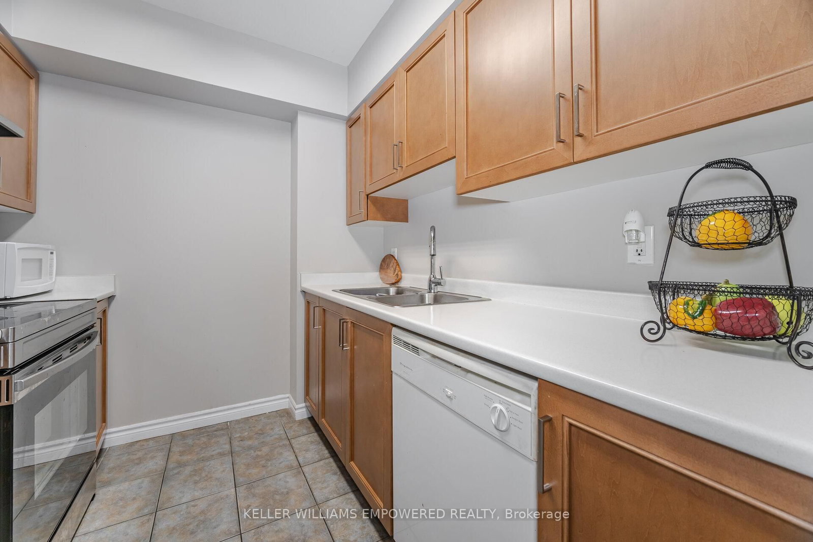 Condo for sale at 410-2088 Lawrence Avenue, Toronto, Ontario, M9N 3Z9 - Weston - MLS: W12823712