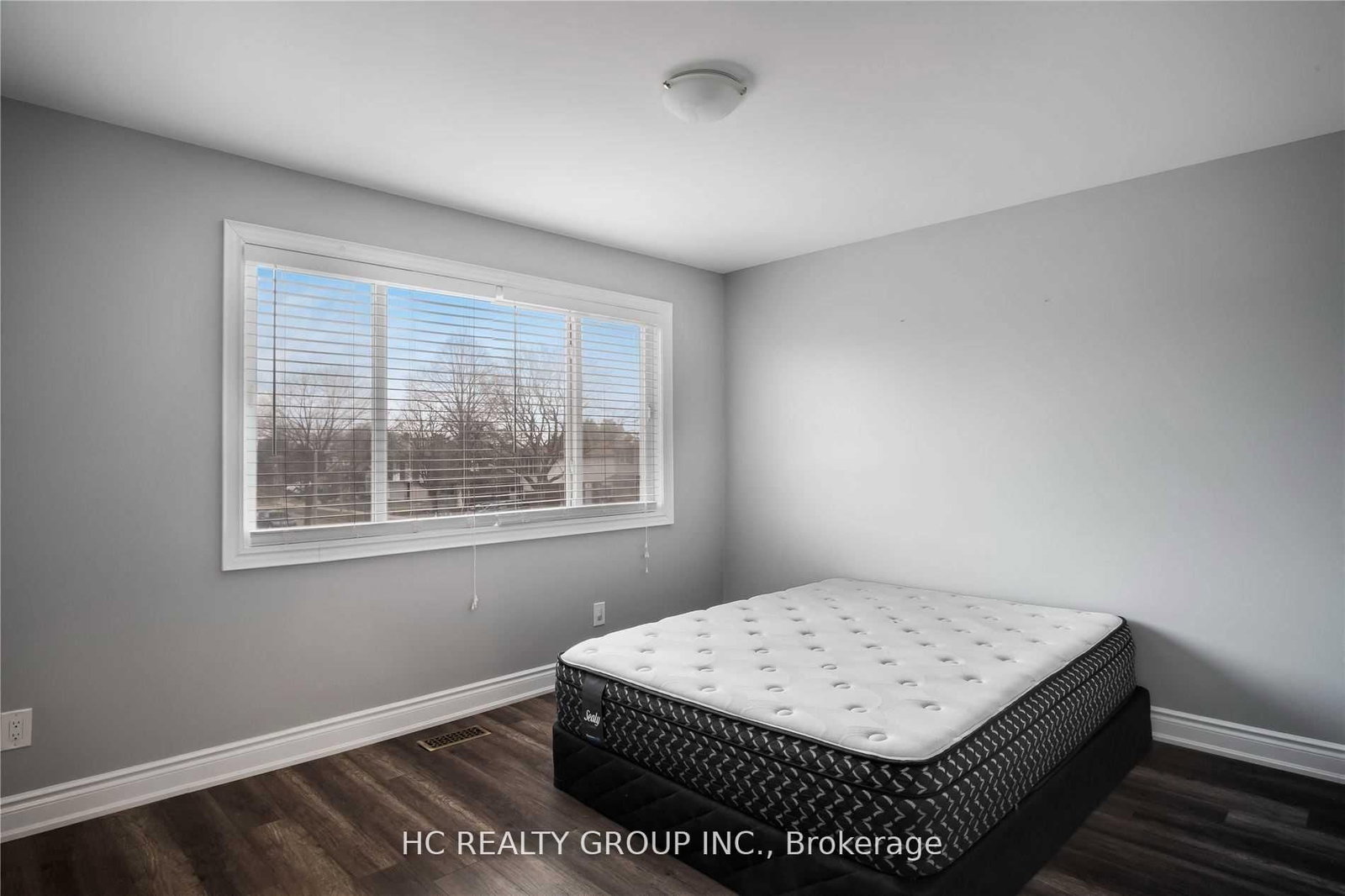 Semi-Detached House sold at 78 Orsett Street, Oakville, Ontario, L6H 2N9 - College Park - MLS: W12824012