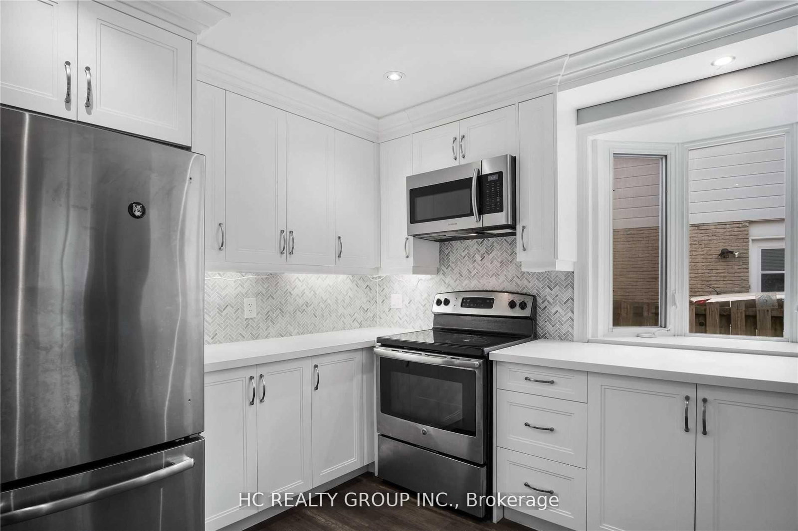 Semi-Detached House sold at 78 Orsett Street, Oakville, Ontario, L6H 2N9 - College Park - MLS: W12824012