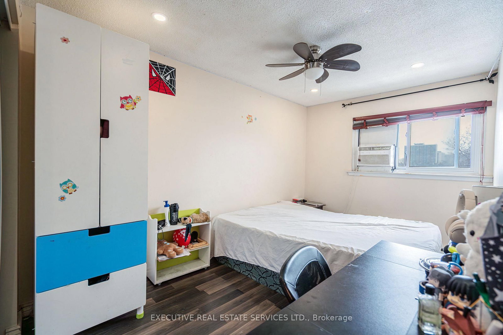 Townhouse for sale at 25 Briar Path, Brampton, Ontario, L6T 2A2 - Avondale - MLS: W12824014