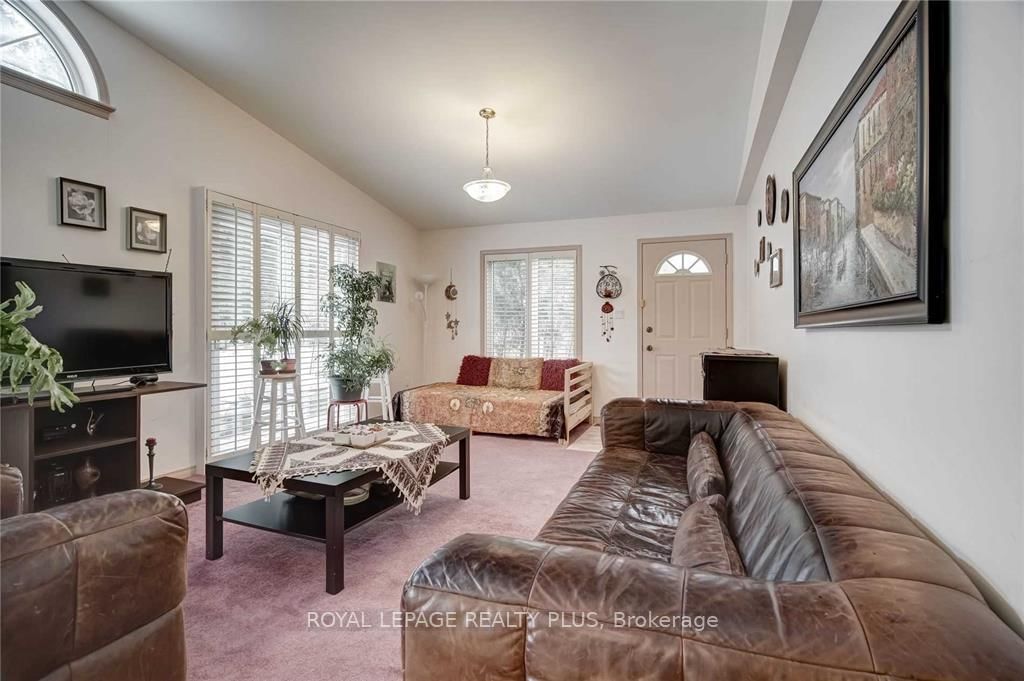 16 Alderway Avenue