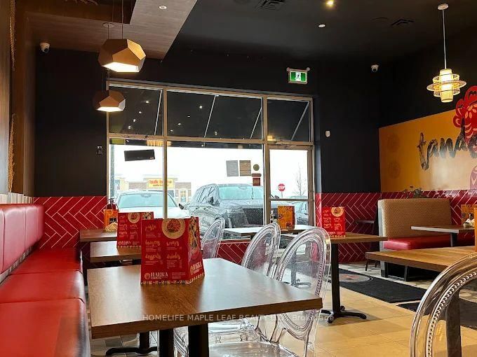 4 - 9980 Airport Rd, Brampton, L6S 0C5 | Image 3