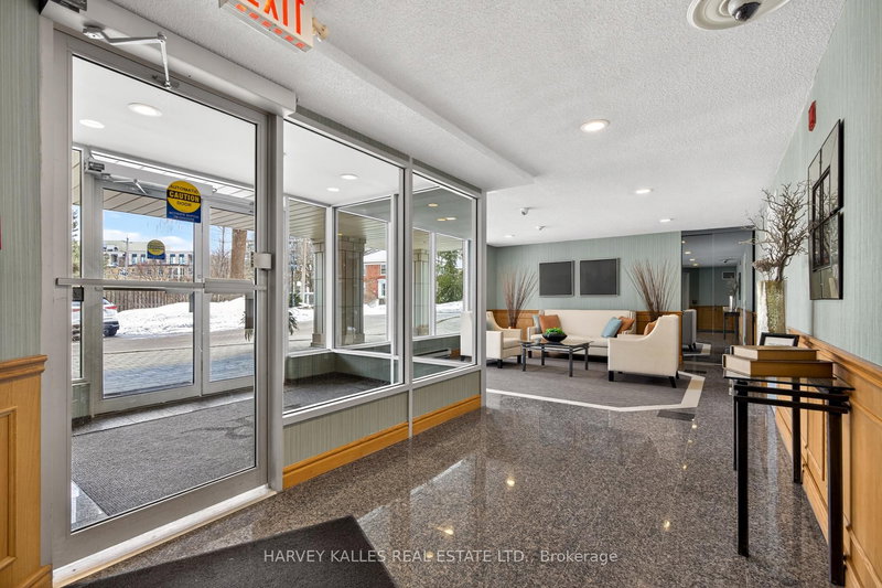 106 - 30 Anglesey Blvd, Toronto, M9A 3B5 | Image 3