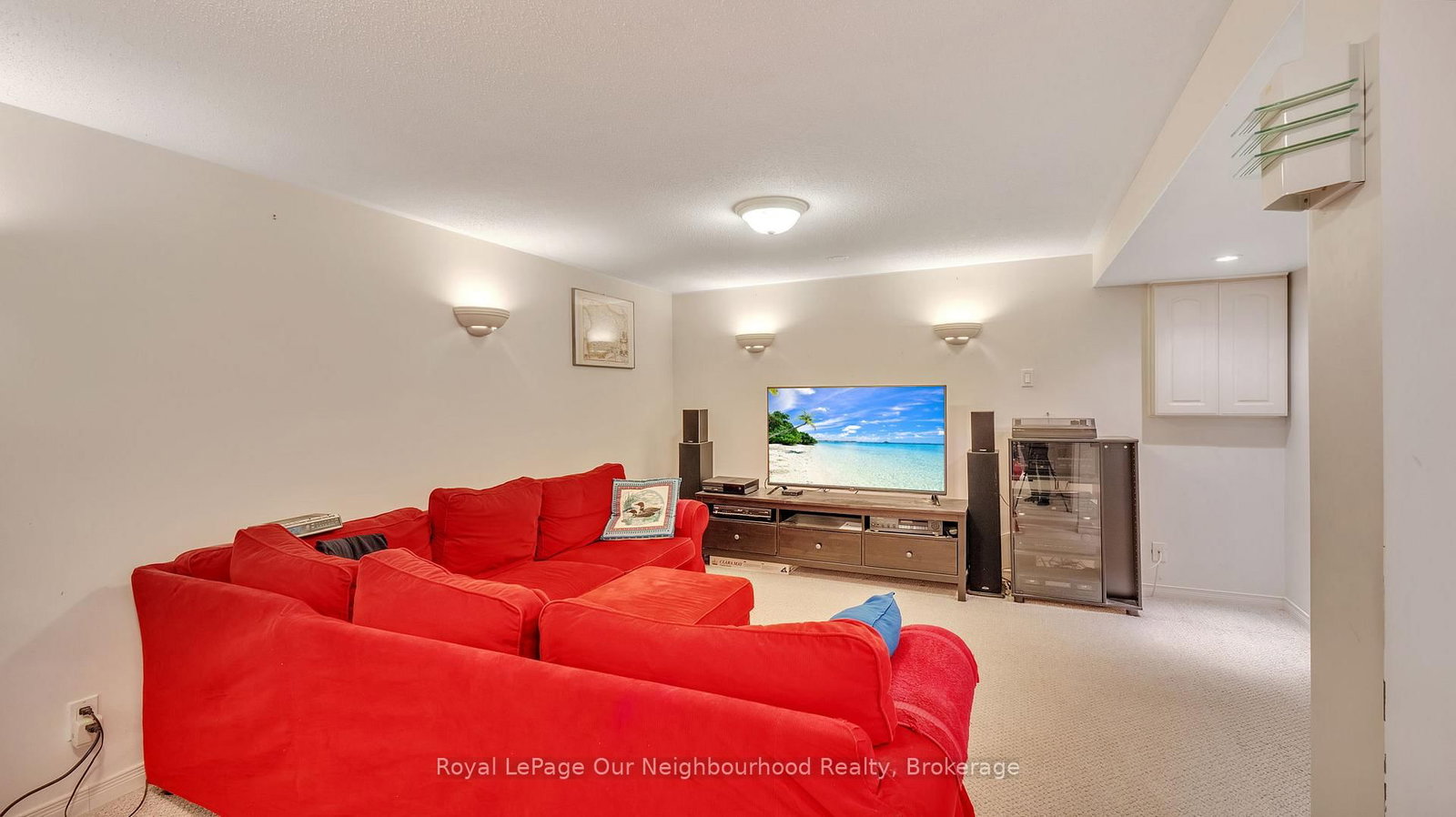 Townhouse for sale at 616 Forestwood Crescent, Burlington, Ontario, L7L 4K5 - Appleby - MLS: W12824710