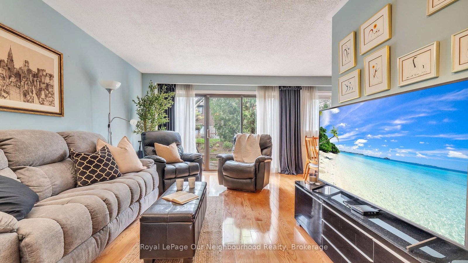 Townhouse for sale at 616 Forestwood Crescent, Burlington, Ontario, L7L 4K5 - Appleby - MLS: W12824710