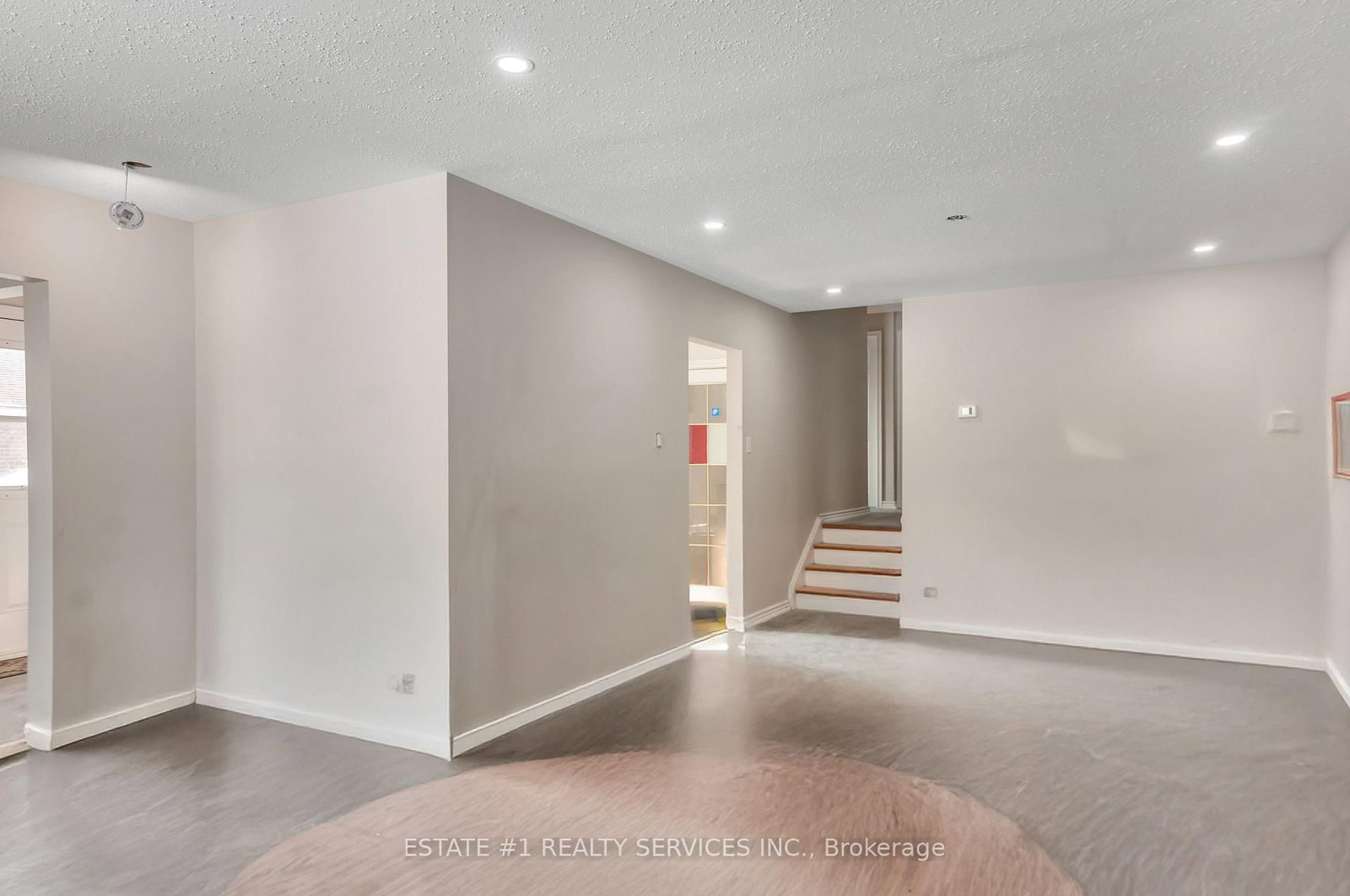 Semi-Detached House for sale at 116 Addington Crescent, Brampton, Ontario, L6T 2R5 - Avondale - MLS: W12825450