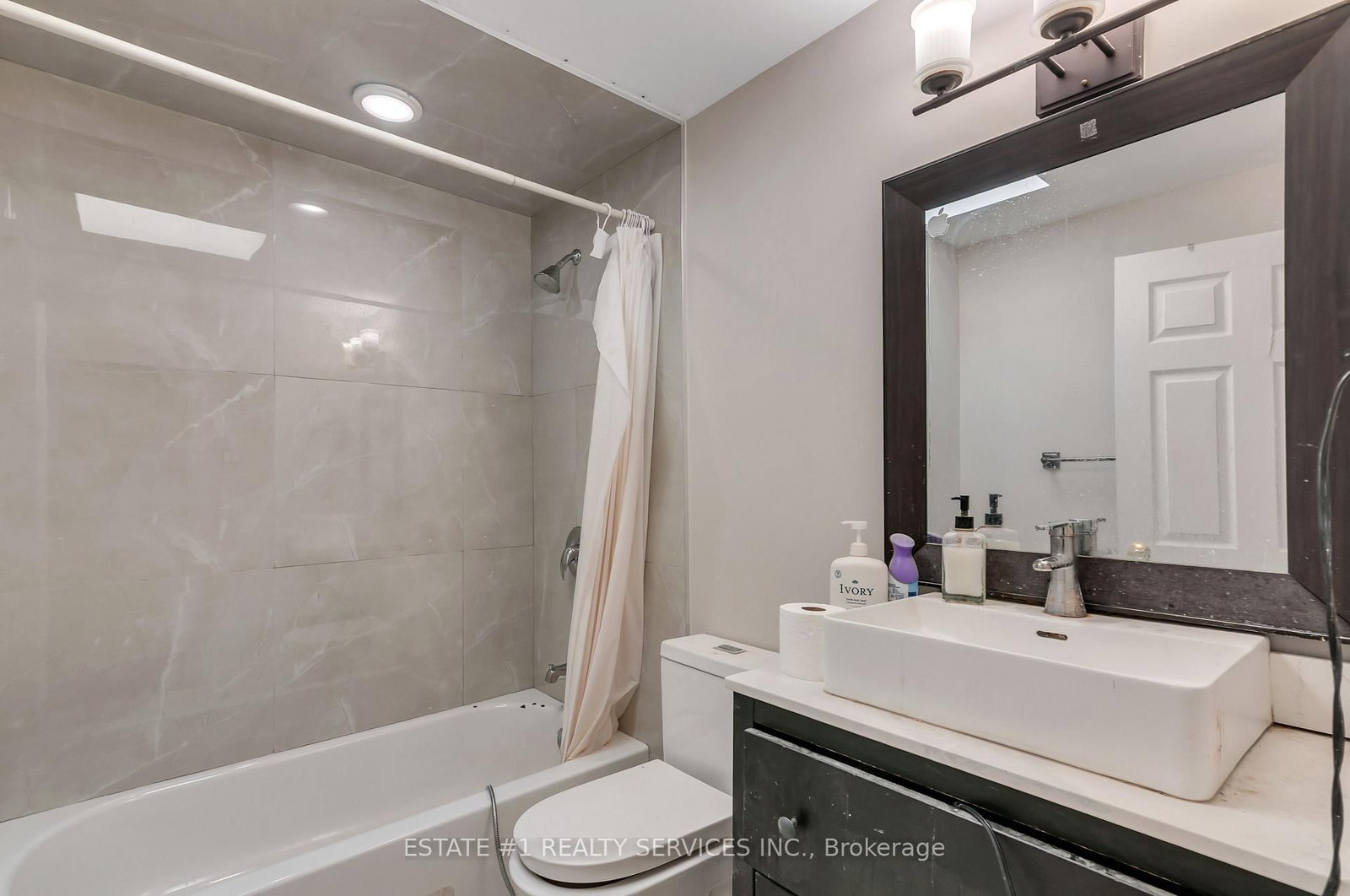 Semi-Detached House for sale at 116 Addington Crescent, Brampton, Ontario, L6T 2R5 - Avondale - MLS: W12825450