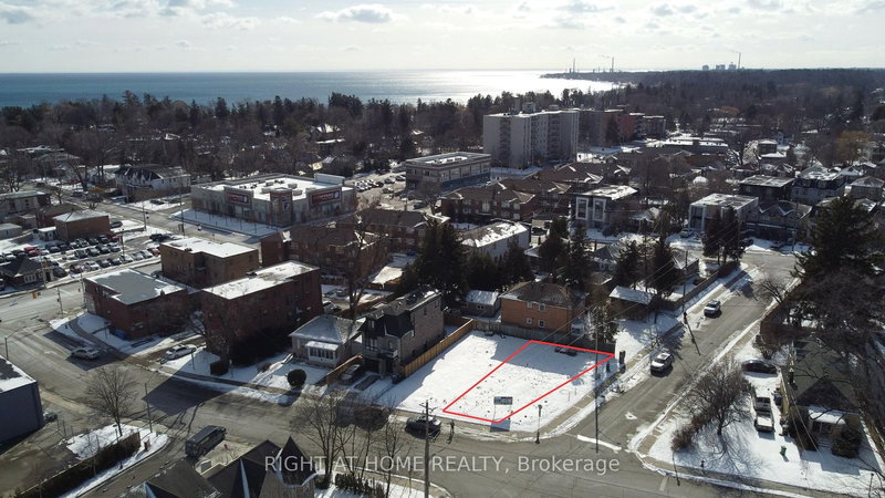 10C Benson Ave, Mississauga, L5H 2P2 | Image 3