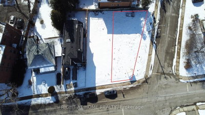 10C Benson Avenue — photo 4