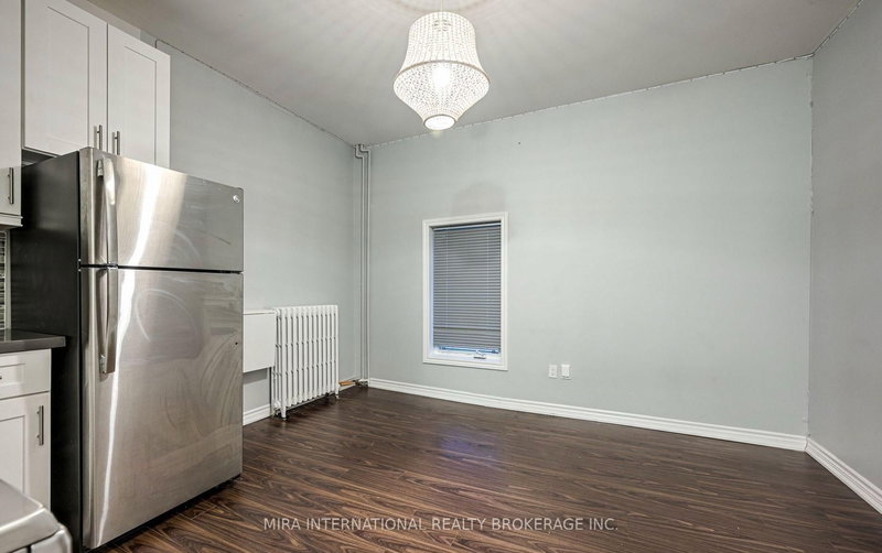 102 - 70 Melbourne Ave, Toronto, M6K 1K7 | Image 2